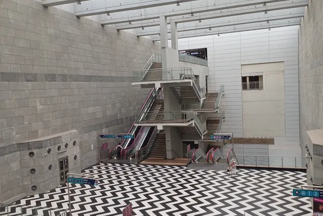 District Court Interchange Metro Station Pune, photograph 4