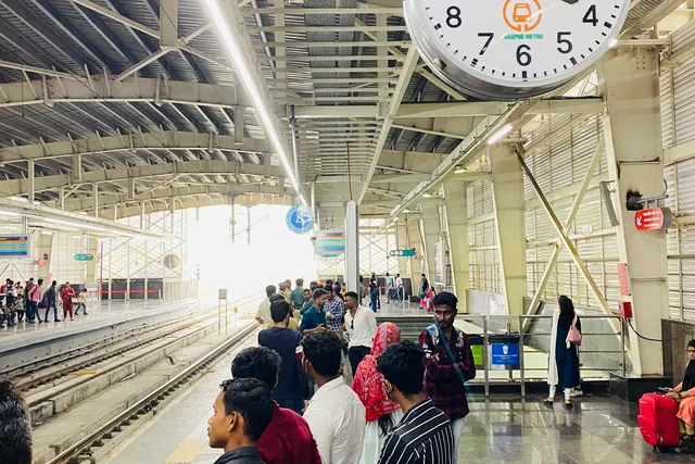 Sitabuldi Interchange Metro Station Nagpur, photograph 3