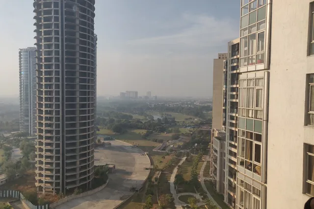 Jaypee Greens Sun Court Greater Noida, photograph 2