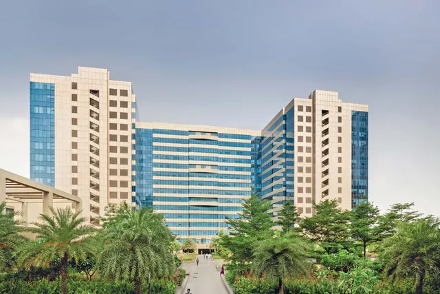 Candor TechSpace Towers 11, 11A and 12 Noida, photograph 3